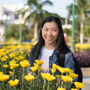 Meet your Posher, Tram